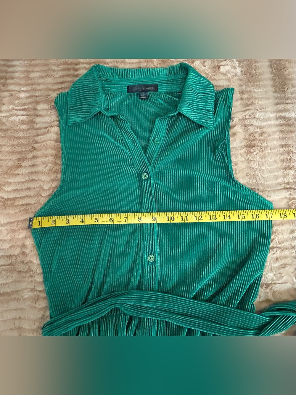 Green Sleeveless, Wide Leg Jumpsuit - Picture 7 of 9
